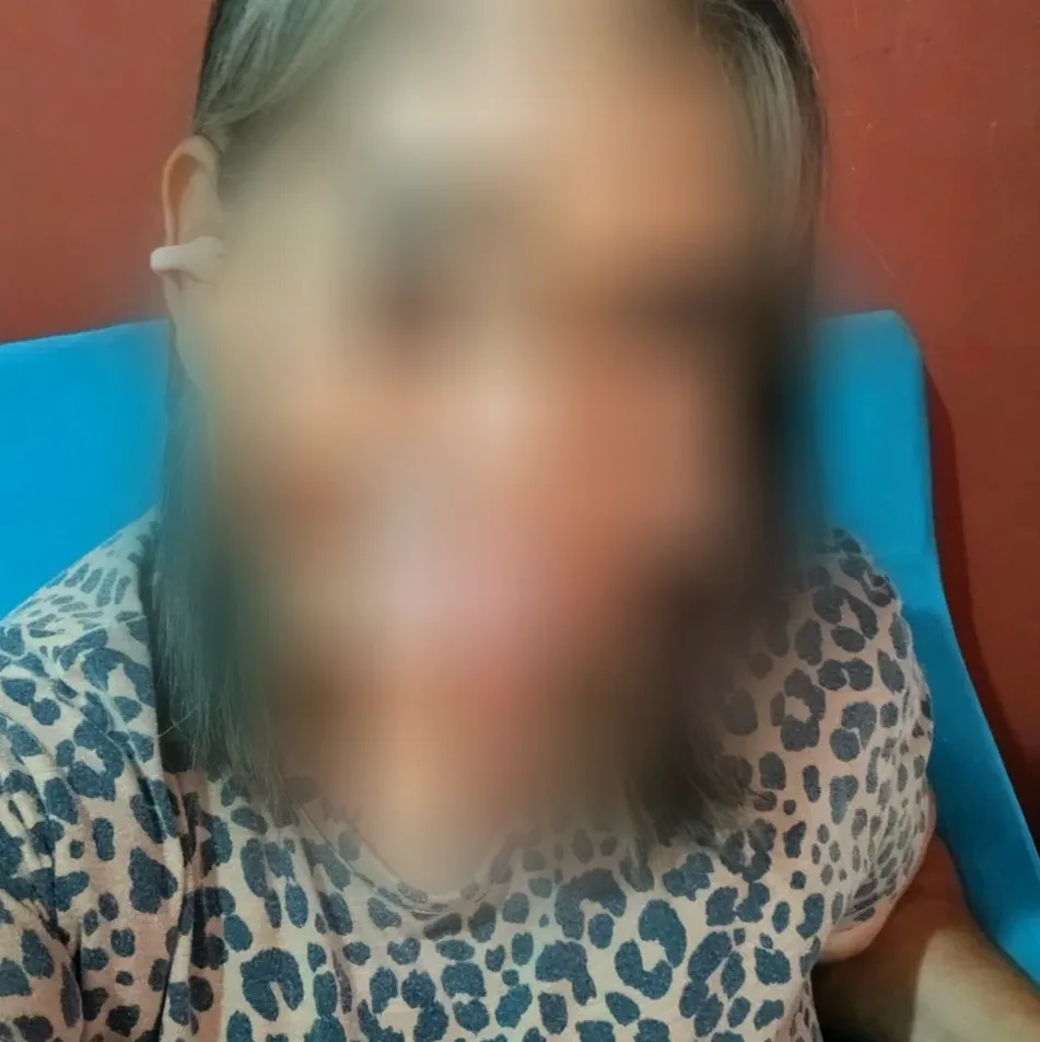 Demi, 36