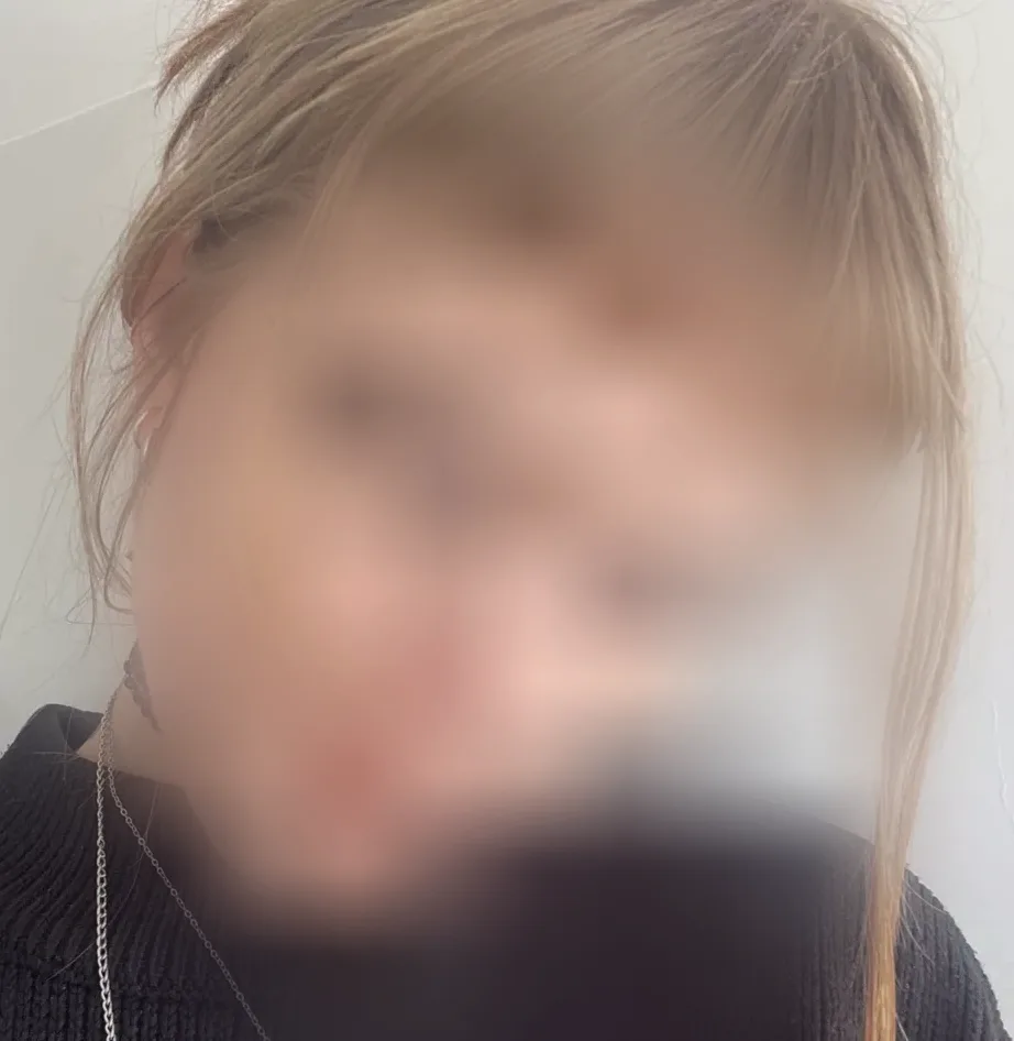 Natasha, 19